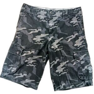 Shaun White Black Camo Cargo Shorts. Youth Large 14. Cotton.....................